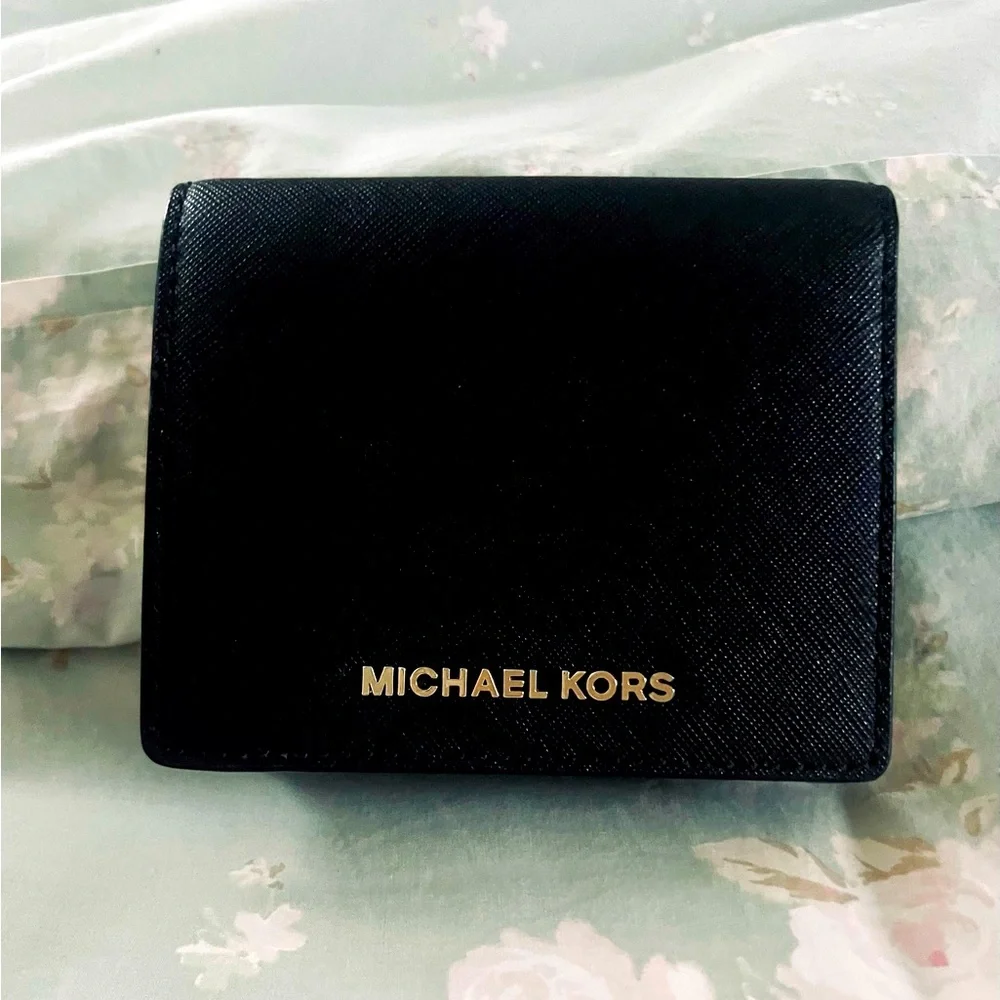 Michael Kors Black Key & Card Holder - Picture 1 of 9